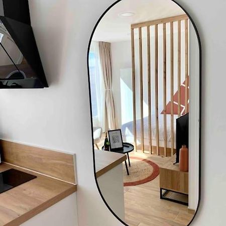 Studio Design Au Centre De Реймс Екстериор снимка