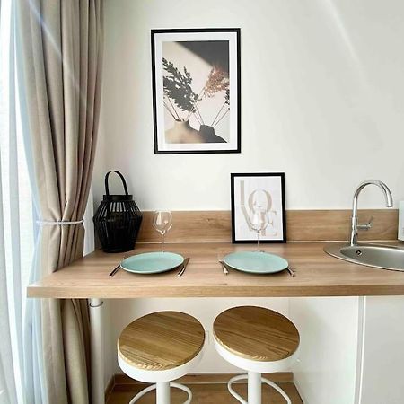 Studio Design Au Centre De Реймс Екстериор снимка