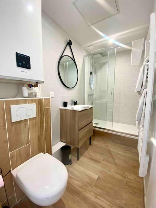 Studio Design Au Centre De Реймс Екстериор снимка